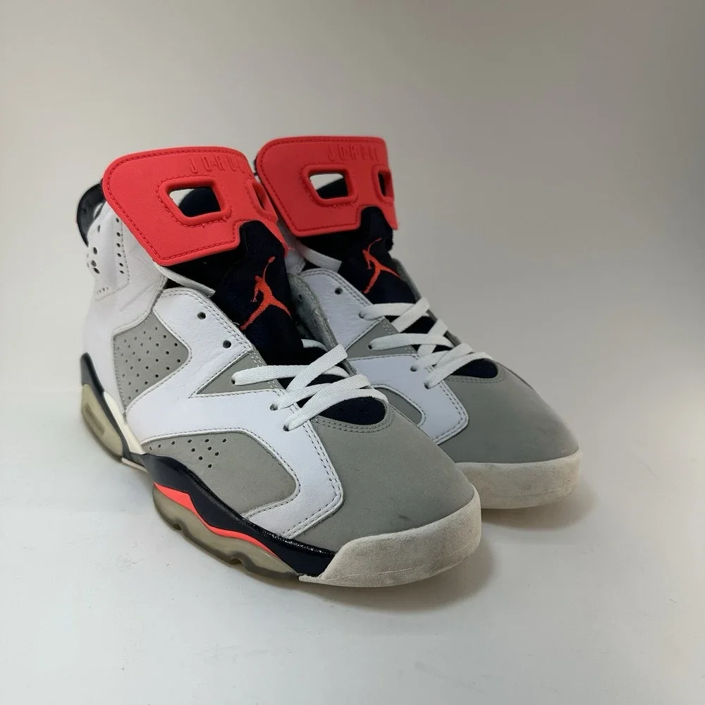 Nike Air Jordan 6 Retro Infrared White Grey 2018 Size 10 384664-104
